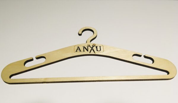 Nimeline riidepuu - Image 3